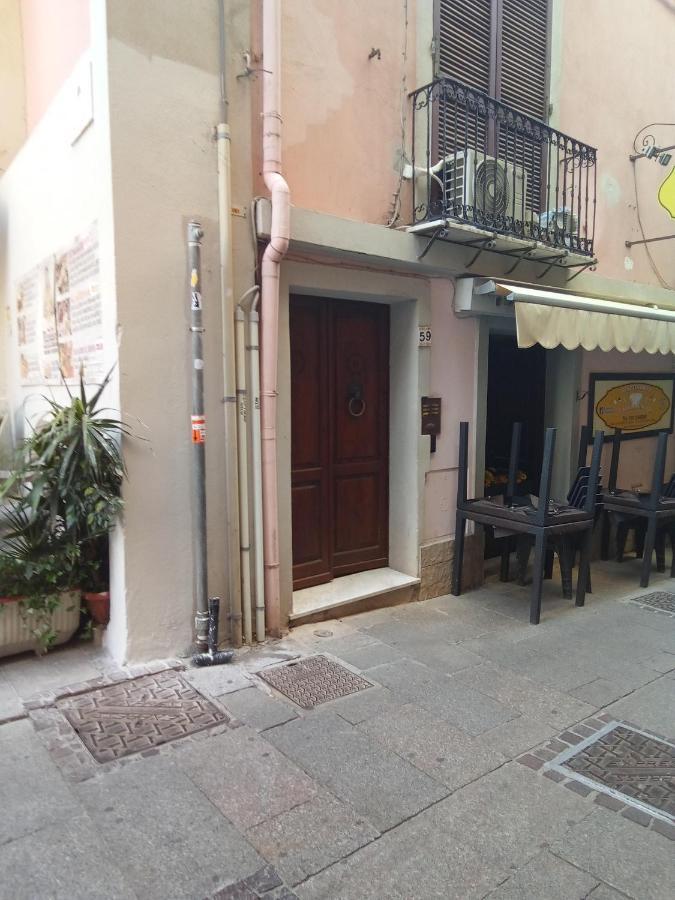 Orchidea Stanza Privata In Appartamento Condiviso "Sapori Di Mare" Cagliari Exterior photo